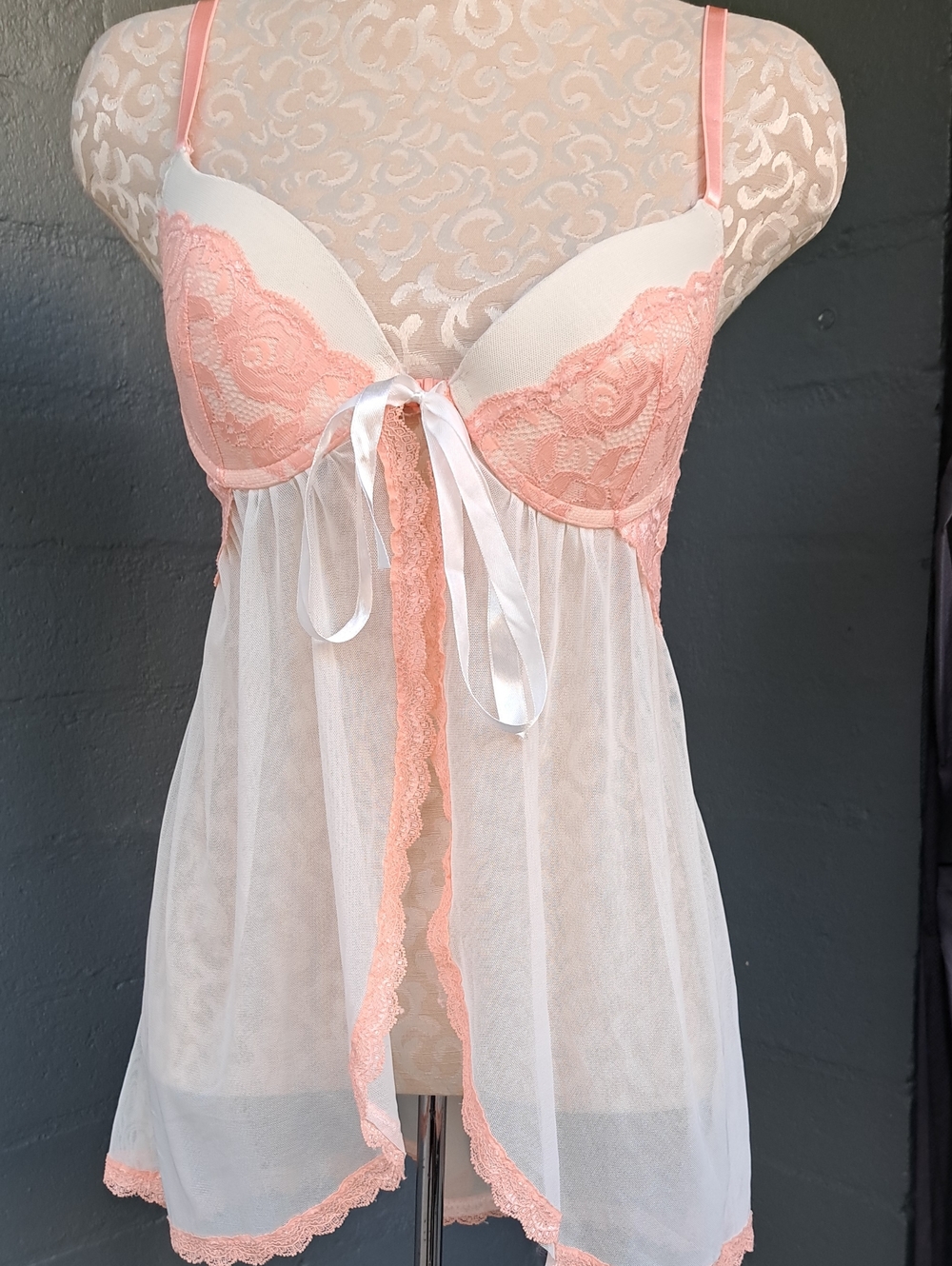 Jessica Simpson Peach & Ivory Sheer Lace Babydoll Chemise